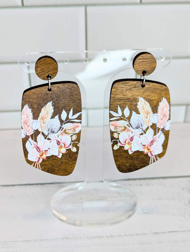 Floral on Oak Dangle