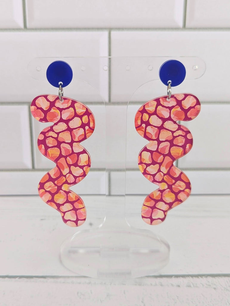 Squiggly Dangle