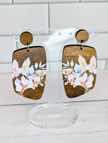Floral on Oak Dangle