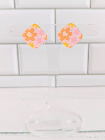 Retro Daisy Stud
